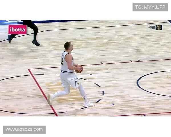 约基奇休赛期体重管理引关注:自律与争议并存的 五花肉 进化史(1) 约基奇休赛期体重管理引关注:自律与争议并存的 五花肉 进化史(1)